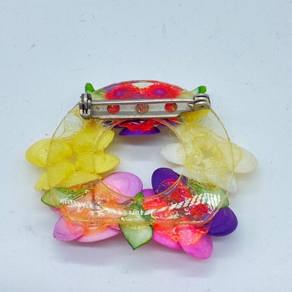 Vintage Seashell Pansy Floral Brooch Pin Handmade Wreath Shape Purple Yellow - Picture 3 of 8